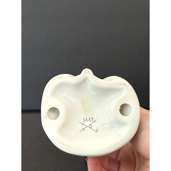 Vintage White Porcelain Geisha Figurine Woman w/ Fan Marked 1443 Crossed Swords - Picture 2 of 8